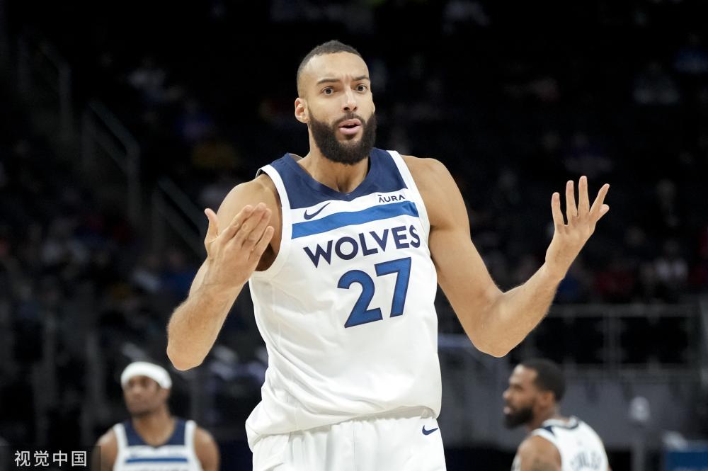 他多次凭借 他多次凭借